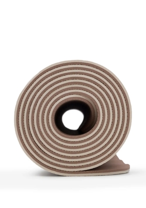Casall logo-debossed textured yoga mat - Neutrals
