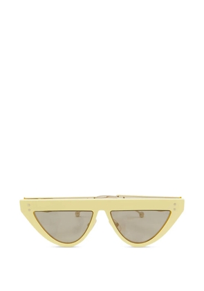Fendi Pre-Owned cat-eye sunglasses - Yellow