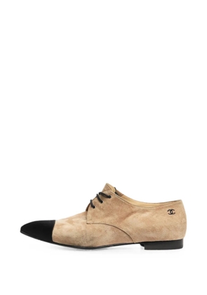 CHANEL Pre-Owned cap-toe oxfords - Neutrals
