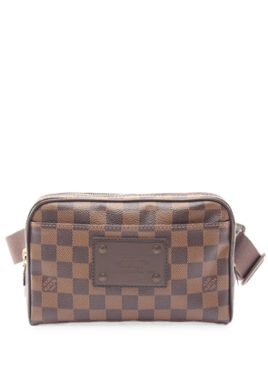 Louis Vuitton Pre-Owned 2012 Damier Ebene Brooklyn belt bag - Brown