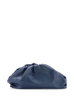 Bottega Veneta Pre-Owned The Pouch Leather clutch bag - Blue