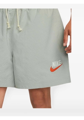 Nike woven lined track shorts - Grey
