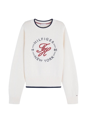 Tommy Hilfiger logo-embroidered crew-neck sweater - White
