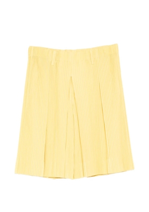 Homme Plissé Issey Miyake pleated shorts - Yellow