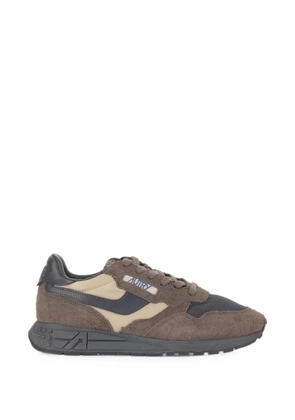 Autry logo-patch panelled sneakers - Brown