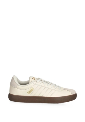 adidas logo-plaque low-top sneakers - Neutrals