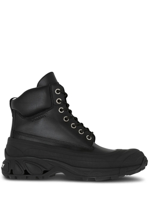 Burberry Arthur lace-up boots - Black