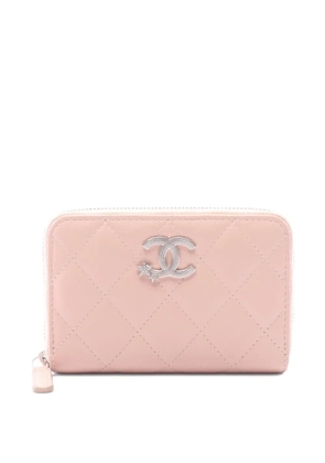 CHANEL Pre-Owned 2021s diamond-quilting Coco Mark wallet - Pink