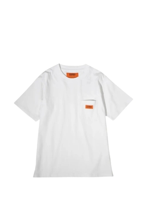 UNIVERSAL OVERALL logo-patch pocket T-shirt - White
