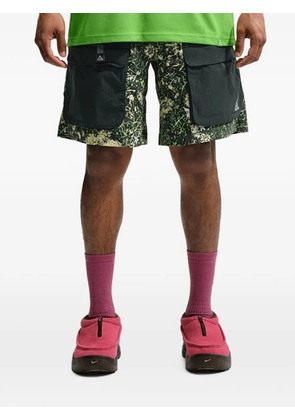 Nike Smith Summit floral-print cargo shorts - Green