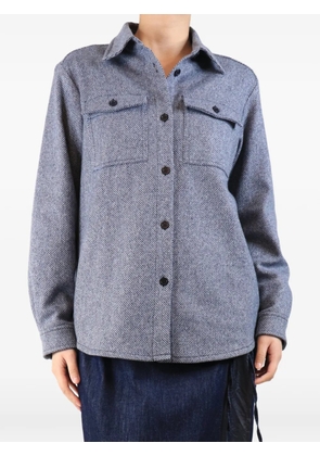 A.P.C. herringbone-pattern flap-pocket shirt - Blue