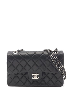 CHANEL Pre-Owned 2002-2003 matelassé leather crossbody bag - Black
