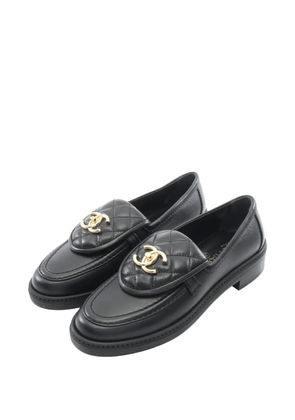 CHANEL Pre-Owned 1986-1988 Diamond-quilted turn-lock loafers - Black