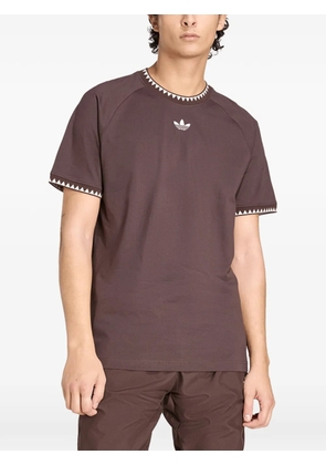 adidas Chest Stripes Engineered Collar logo T-shirt - Brown