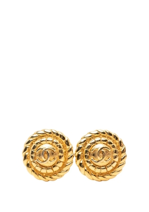 CHANEL Pre-Owned 1970-1980 CC Gold Plated Round Clip On Earrings costume earrings