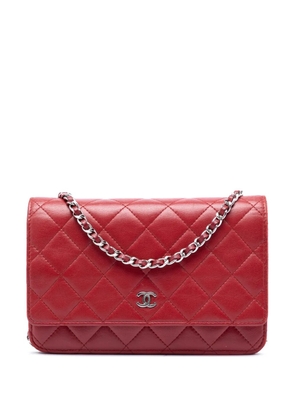 CHANEL Pre-Owned 2014 CC Quilted Lambskin Wallet on Chain crossbody bag - Red