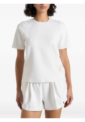 Manière De Voir TS002 in white short-sleeve cotton T-shirt
