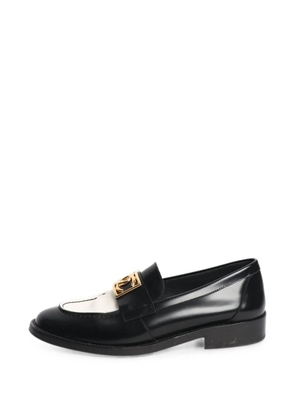 CHANEL Pre-Owned CC two-tone leather loafers - Black