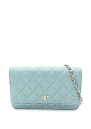CHANEL Pre-Owned 2019 matelassé caviar skin wallet on chain - Green