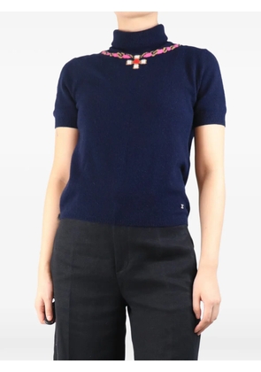 CHANEL Pre-Owned Gripoix-print roll-neck short-sleeve sweater - Blue