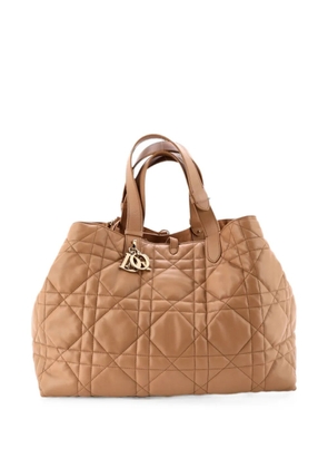 Christian Dior Pre-Owned Toujours Macrocannage Quilt Calfskin Large tote bag - Neutrals
