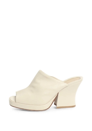 Bottega Veneta Pre-Owned open-toe leather mules - Neutrals