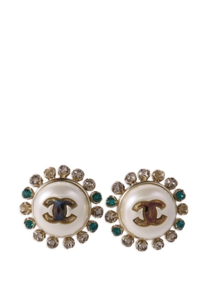 CHANEL Pre-Owned CC crystal-embellished earrings - Gold