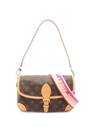 Louis Vuitton Pre-Owned 2021s Monogram Diane shoulder bag - Brown