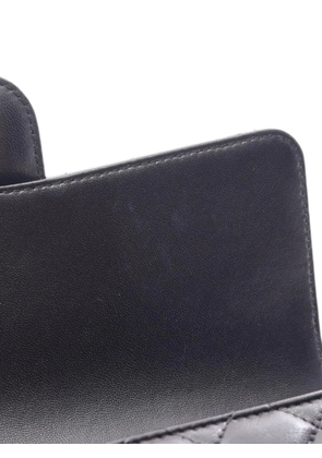 CHANEL Pre-Owned 2021 matelassé top handle shoulder bag - Black