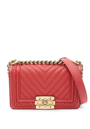 CHANEL Pre-Owned 2018 Boy Chevron shoulder bag - Red