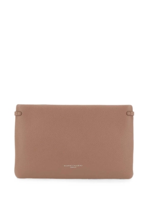 GIANNI CHIARINI Hermy hammered leather clutch bag - Pink