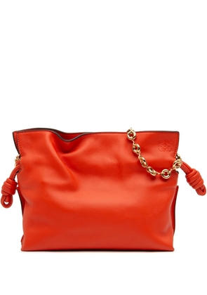 Loewe Pre-Owned 2021 Mini Nappa Flamenco Knot Clutch with Chain shoulder bag - Orange