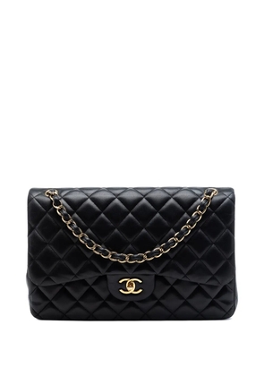 CHANEL Pre-Owned 2012-2013 Jumbo Classic Lambskin Double Flap shoulder bag - Black