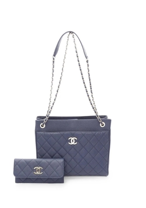 CHANEL Pre-Owned 2019 Matelassé shoulder bag - Blue
