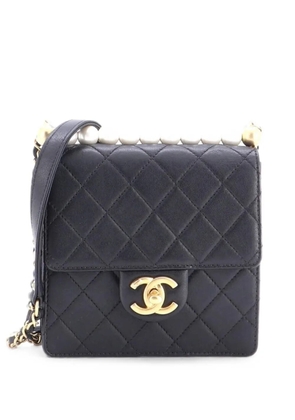 CHANEL Pre-Owned Chic Pearls Flap Bag Quilted Goatskin Mini crossbody bag - Black