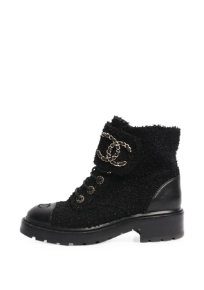 CHANEL Pre-Owned CC logo lace-up ankle boots - Black