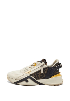Fendi Pre-Owned Flow Zucca canvas low-top sneakers - Neutrals