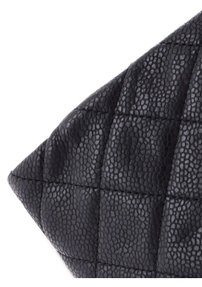 CHANEL Pre-Owned CC Foldover Quilted Caviar clutch bag - Black