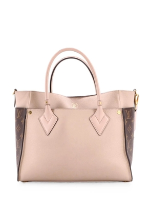 Louis Vuitton Pre-Owned On My Side Leather with Monogram Canvas MM tote bag - Brown