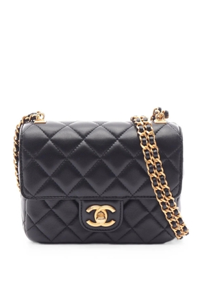 CHANEL Pre-Owned 2021s matelassé chain shoulder bag - Black