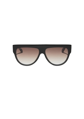 DIFF EYEWEAR Georgie Sunglasses in Black.