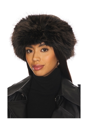 jocelyn Faux Shearling Roller Hat in Black.