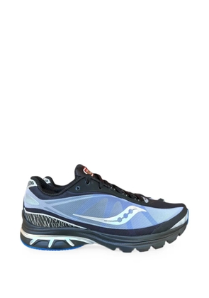 Saucony Kinvara 1 mesh-panelled sneakers - Black