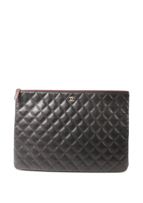 CHANEL Pre-Owned CC quilted clutch bag - Black