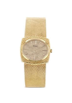 Piaget 1970's cushion-form 25mm watch - Gold