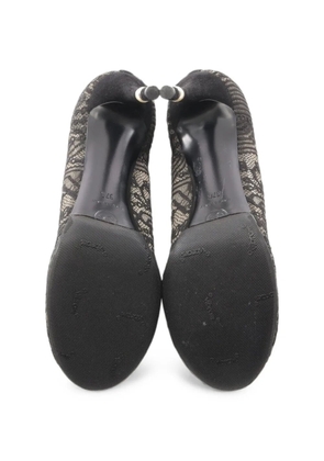 CHANEL Pre-Owned 1986-1988 lace faux-pearl pumps - Black
