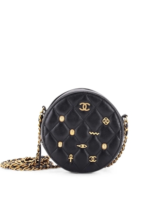 CHANEL Pre-Owned Egyptian Amulet Round Chain Quilted Calfskin Mini clutch bag - Black