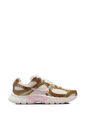 Nike V5 RNR lace-up sneakers - Gold