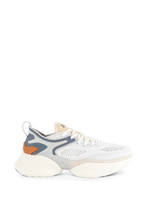 APL: ATHLETIC PROPULSION LABS HySpeed mesh sneakers - White