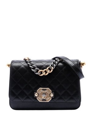 CHANEL Pre-Owned 2017-2018 Paris Cosmopolite Medium Quilted Lambskin Ritz Flap satchel - Black